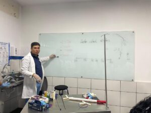 Técnico em Agropecuária SOBRESP: alunos praticaram técnicas de reprodução bovina no Laboratório de Anatomia Animal.