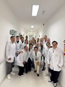 Núcleo da Saúde SOBRESP: acadêmicos do 2º semestre realizaram atividades práticas de Semiologia no hospital e no laboratório.